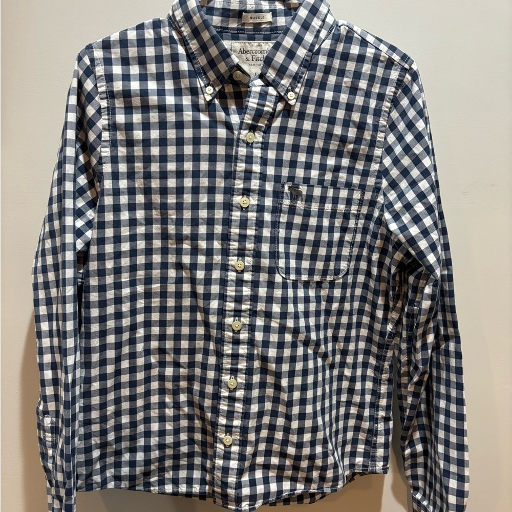 Abercrombie & Fitch Men's Navy and White Plaid Shirt